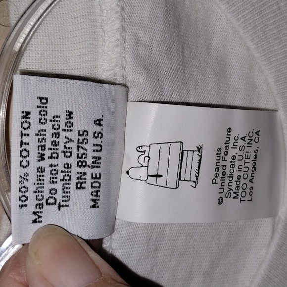 Vtg '98 Peanuts Snoopy T-shirt L Cotton USA - Picture 5 of 5
